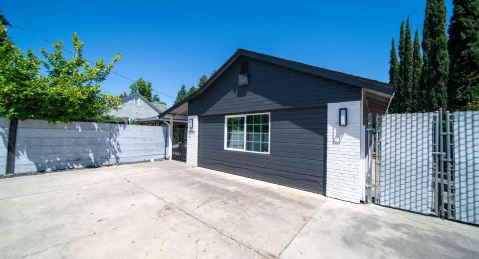 2730 Garfield Ave, Carmichael, CA 95608 Photo