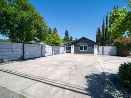 2730 Garfield Ave, Carmichael, CA 95608 Photo