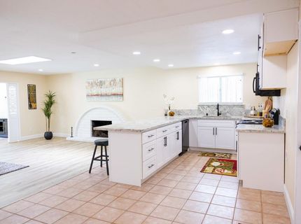 5994 Jeanine Dr, Sacramento, CA 95842 Photo