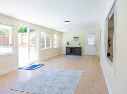 5994 Jeanine Dr, Sacramento, CA 95842 Photo