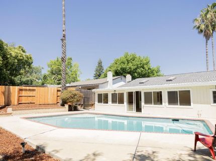 5994 Jeanine Dr, Sacramento, CA 95842 Photo