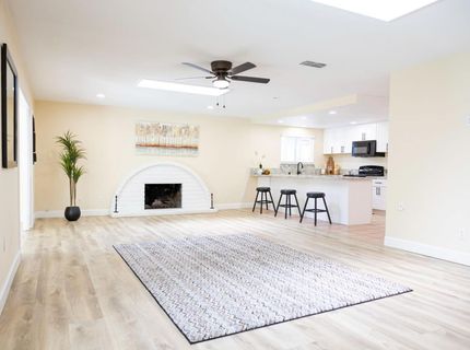 5994 Jeanine Dr, Sacramento, CA 95842 Photo