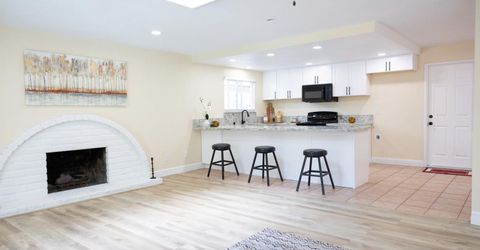 5994 Jeanine Dr, Sacramento, CA 95842 Photo