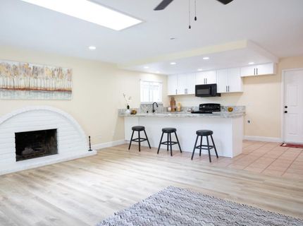 5994 Jeanine Dr, Sacramento, CA 95842 Photo