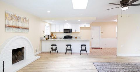 5994 Jeanine Dr, Sacramento, CA 95842 Photo