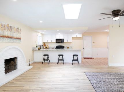 5994 Jeanine Dr, Sacramento, CA 95842 Photo