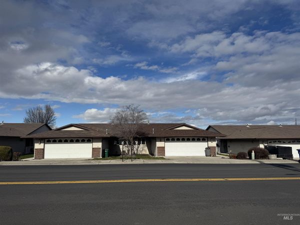 931 Stewart Avenue, Unit A, Lewiston, ID 83501