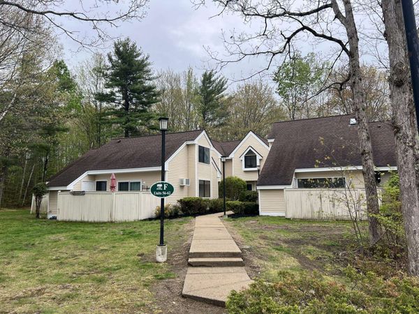 60 Franklin Heights, Rochester, NH 03867