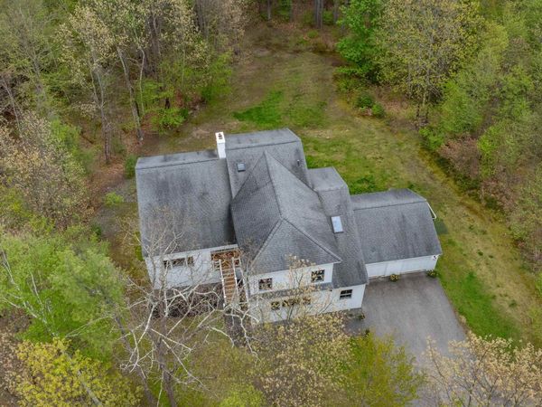 27 Pierce Lane, Hollis, NH 03049