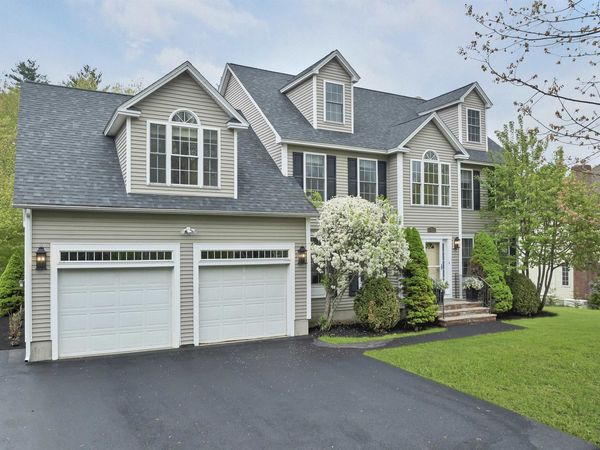 6 Hancock Road, Windham, NH 03087