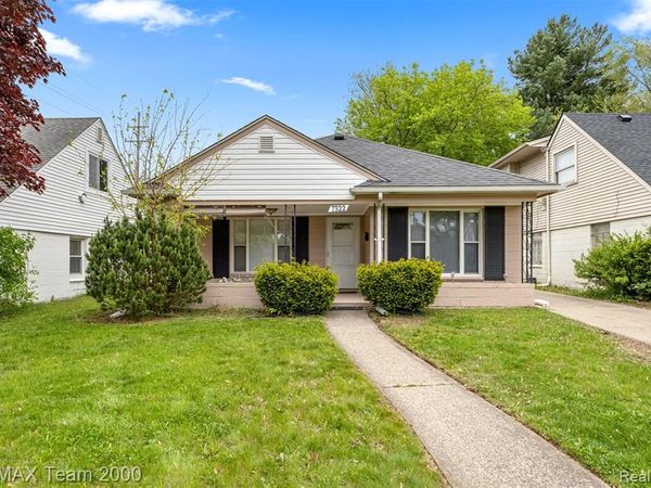 7322 Fenton Street, Dearborn Heights, MI 48127