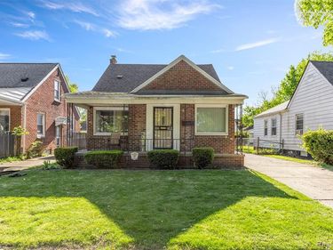7800 Brace Street, Detroit, MI 48228