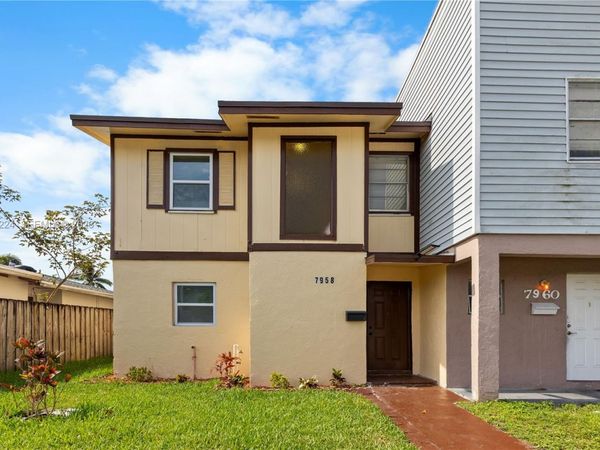 7958 SW 6th St , North Lauderdale, FL 33068