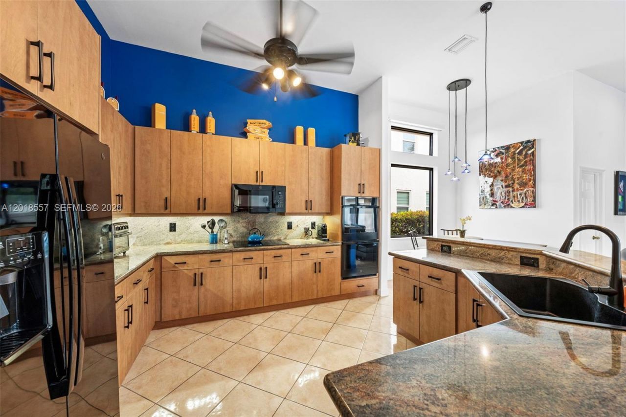1170 NW 166th Ave, Pembroke Pines, FL 33028 Photo