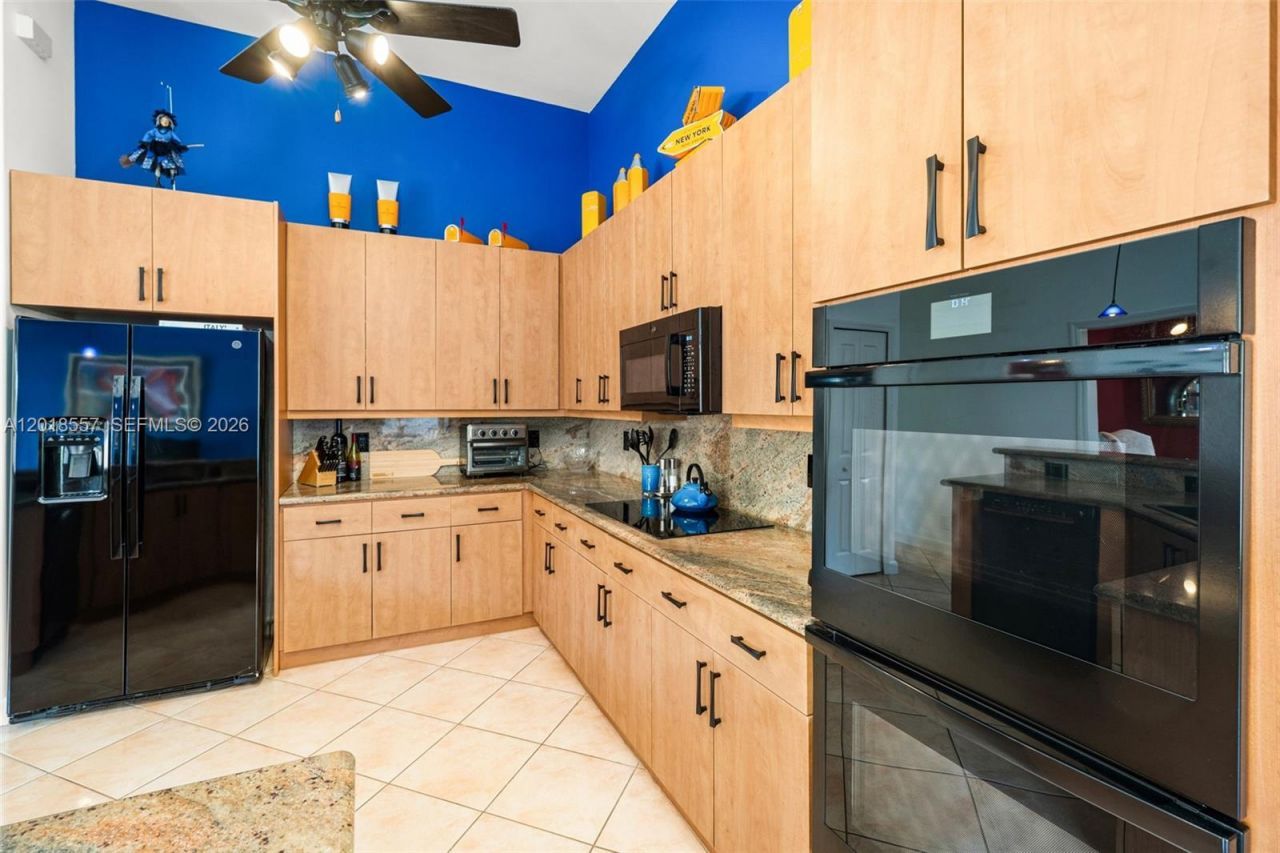 1170 NW 166th Ave, Pembroke Pines, FL 33028 Photo
