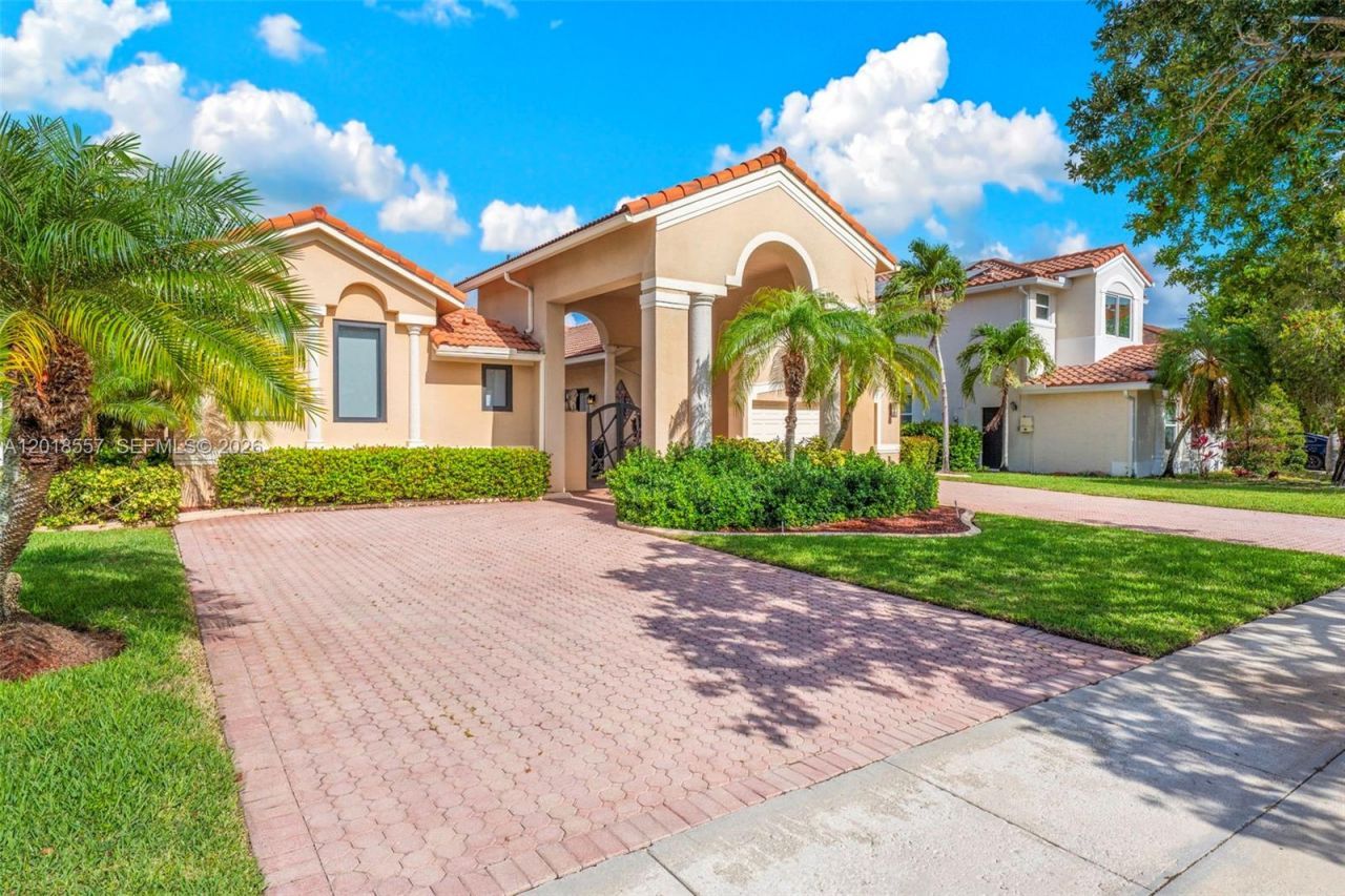 1170 NW 166th Ave, Pembroke Pines, FL 33028 Photo