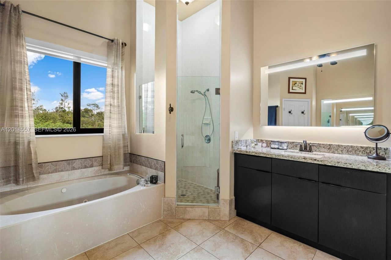 1170 NW 166th Ave, Pembroke Pines, FL 33028 Photo