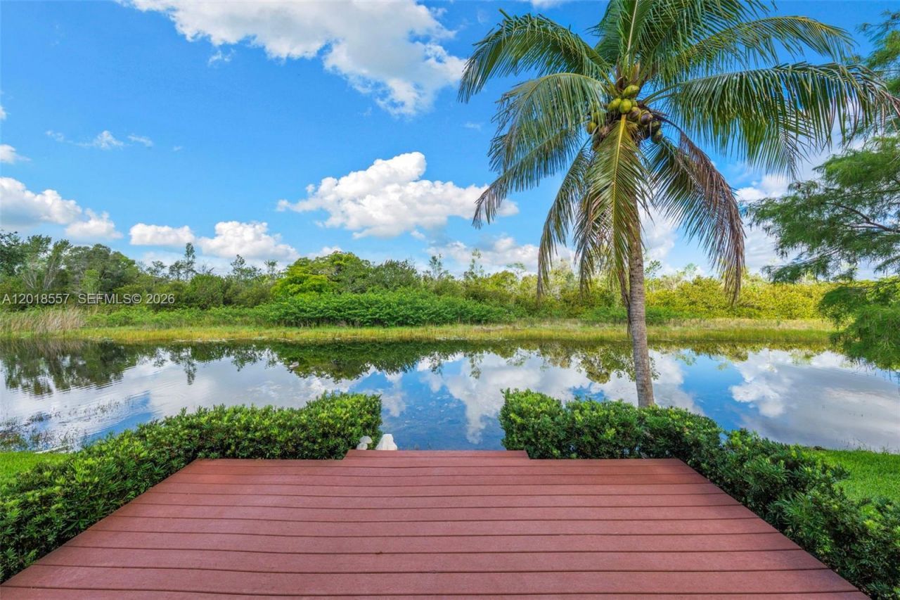 1170 NW 166th Ave, Pembroke Pines, FL 33028 Photo