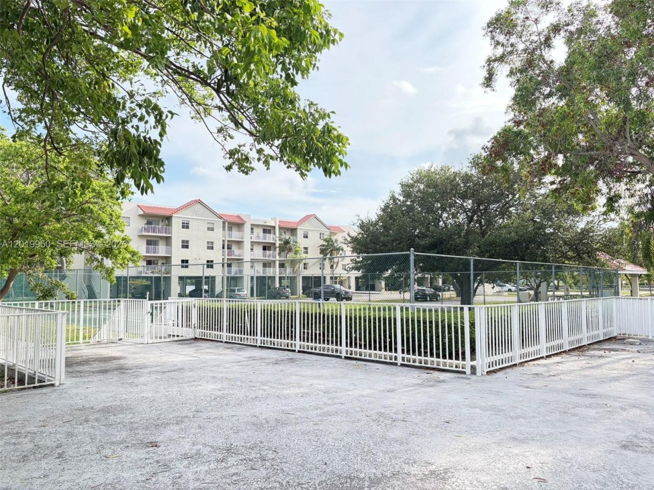 8200 SW 210th St , Unit 213, Cutler Bay, FL 33189 Photo