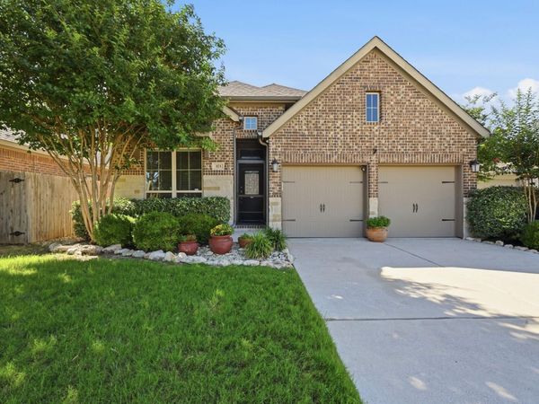 373 LACEY OAK LOOP, San Marcos, TX 78666
