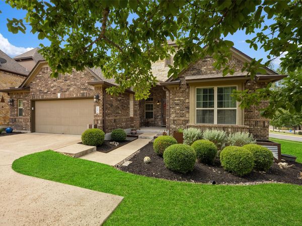 109 Lombardia DR, Lakeway, TX 78734