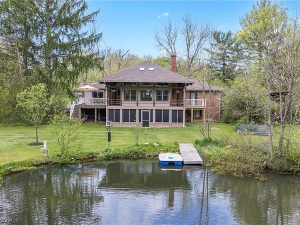 34740 Sherwood Drive, Solon, OH 44139