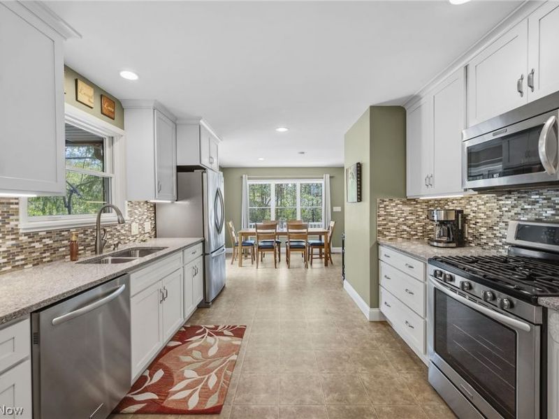 34740 Sherwood Drive, Solon, OH 44139 Photo 15