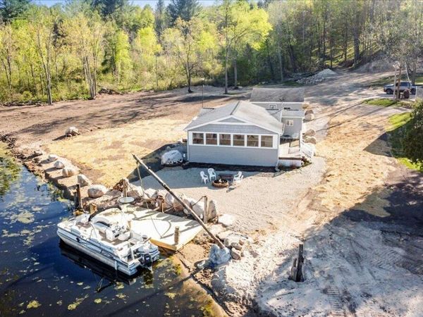 136 Pleasant Drive, Six Lakes, MI 48886