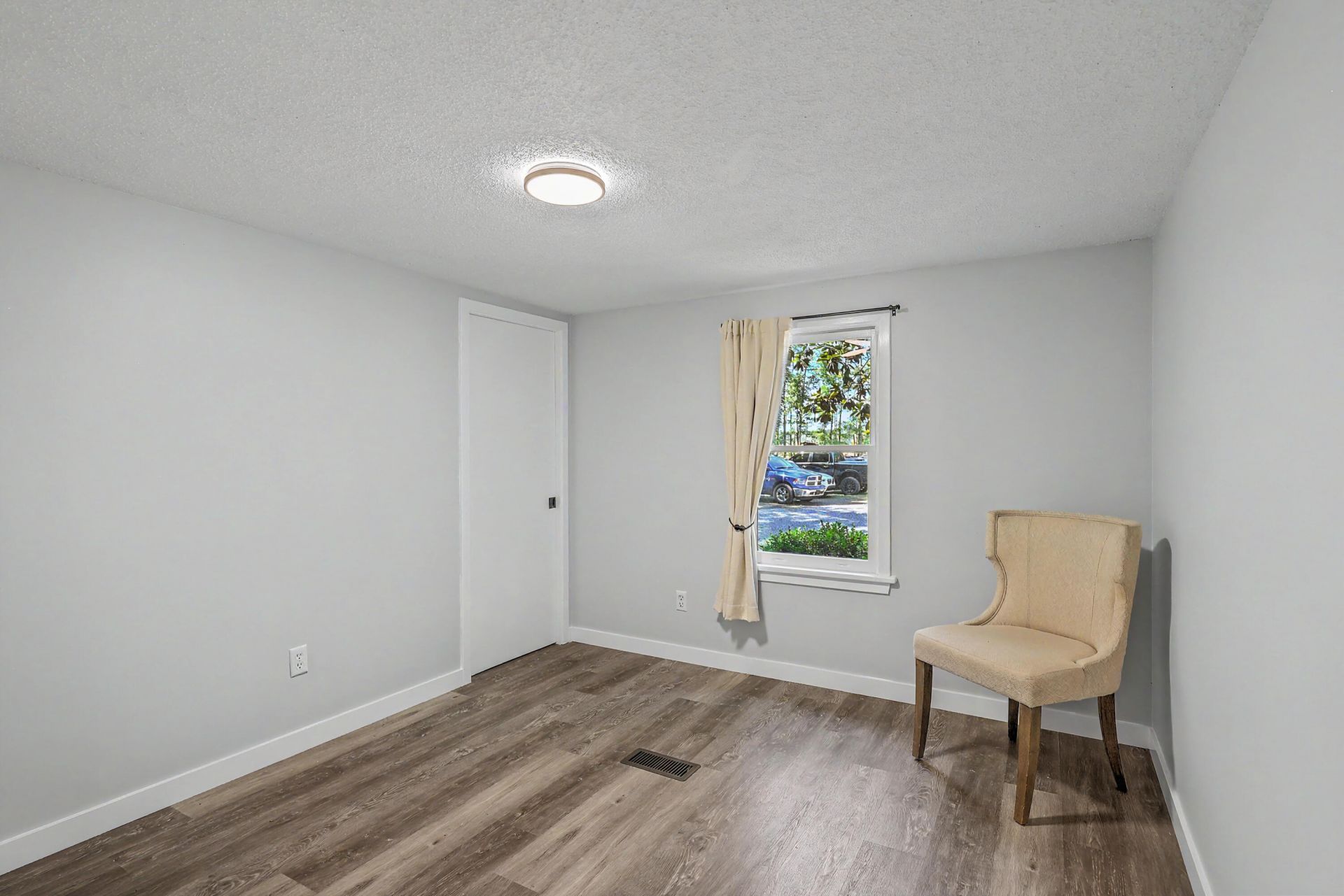 5709 Old Jacksonboro Road Photo 23