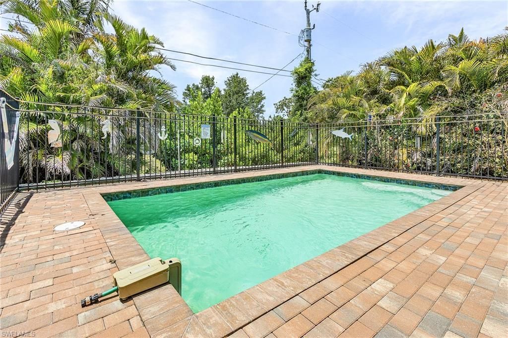 5839 Bonita Rd , Bokeelia, FL 33922 Photo