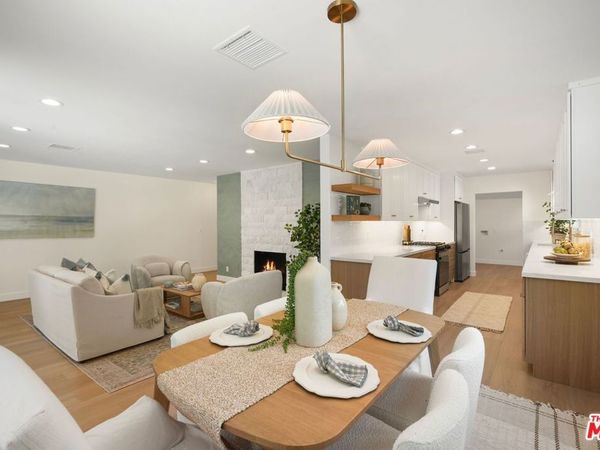 13111 Magnolia Boulevard, Sherman Oaks, CA 91423
