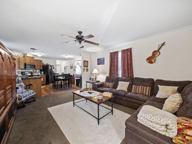 6244 London Groveport Road , Grove City, OH 43123 Photo 4