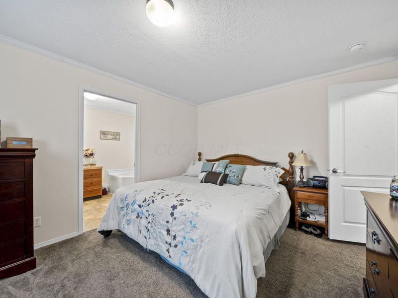 6244 London Groveport Road , Grove City, OH 43123 Photo 7