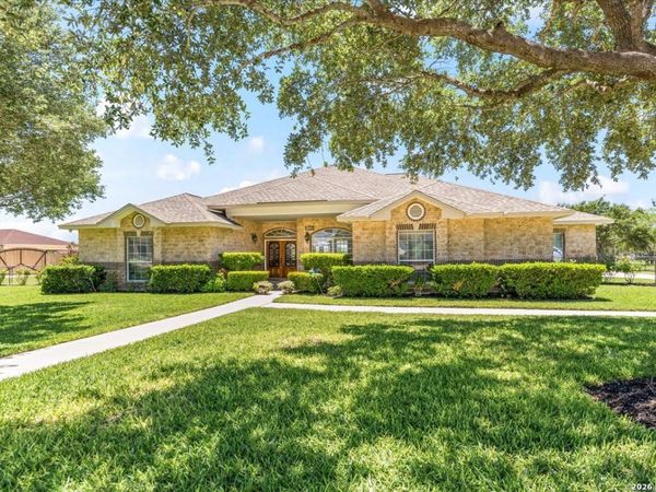 8306 Quail Covey Lane, San Antonio, TX 78263