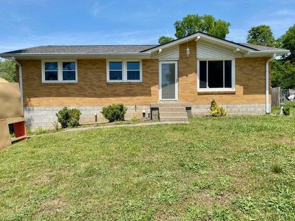 420 Janette Ave , Goodlettsville, TN 37072