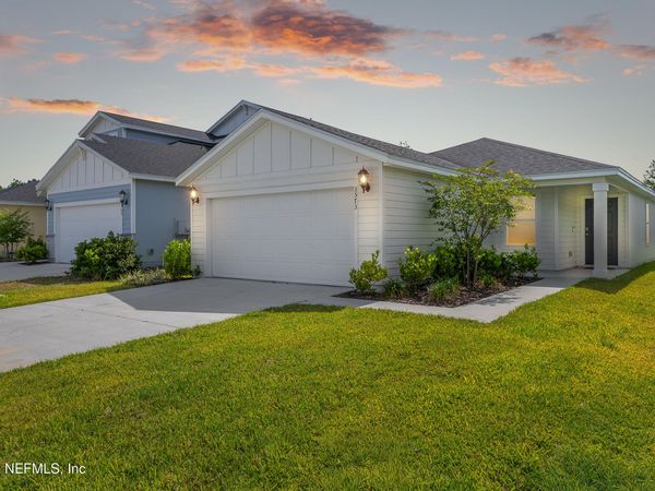 3573 BELLA SERA Lane, Green Cove Springs, FL 32043