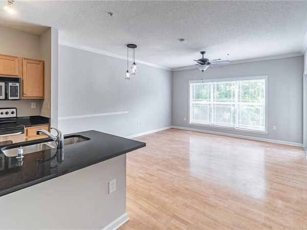 4333 Dunwoody Park, Unit 1311, Dunwoody, GA 30338