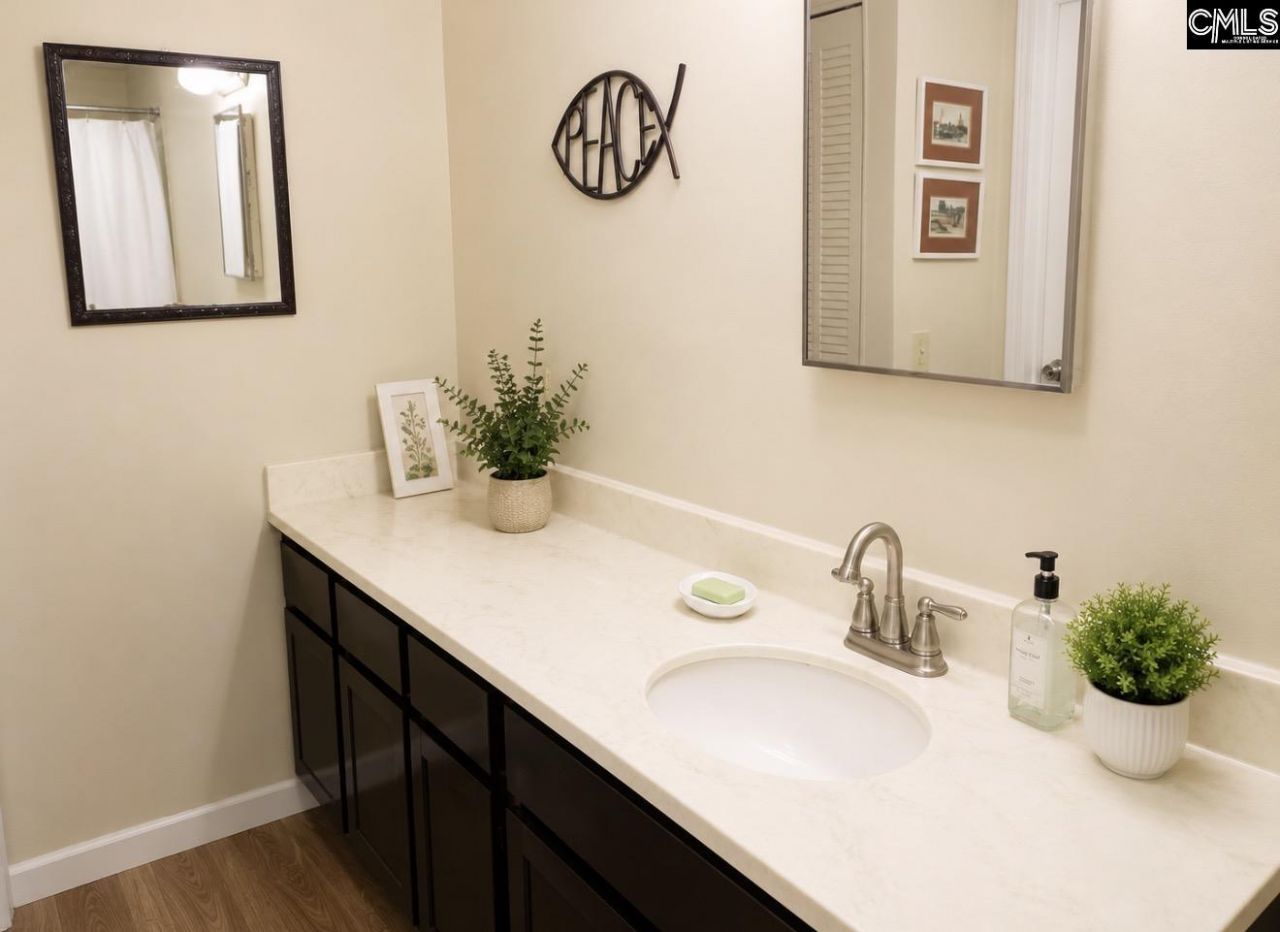1204 Old Manor Road Photo 5