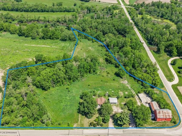 E7084 Ski Hill Road, Reedsburg, WI 53959