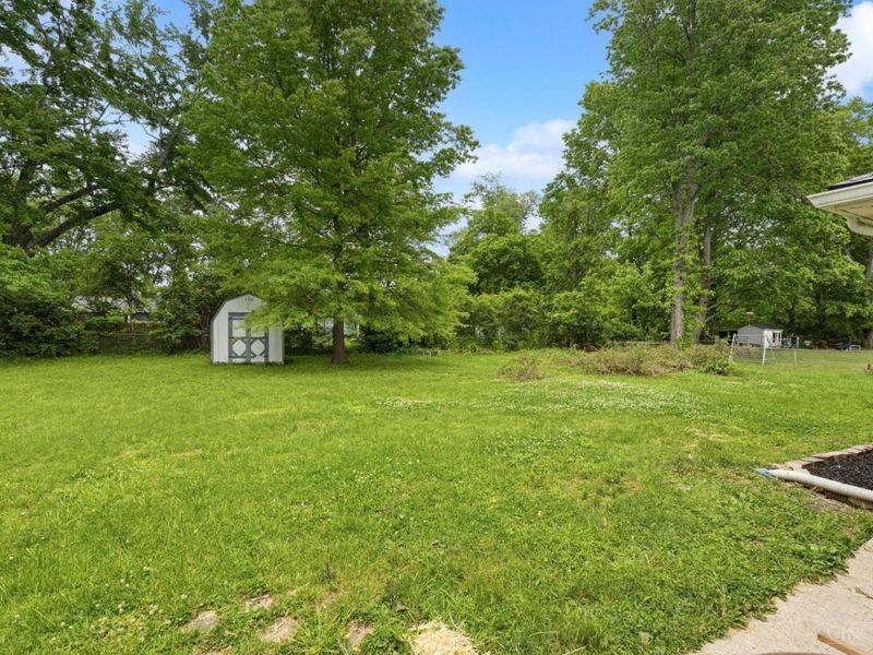 836 Fayebanks Lane, Union Twp, OH 45245 Photo 6