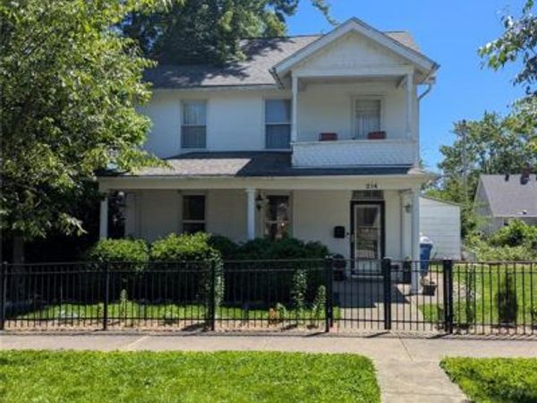 214 E Main , Greenville, IL 62246