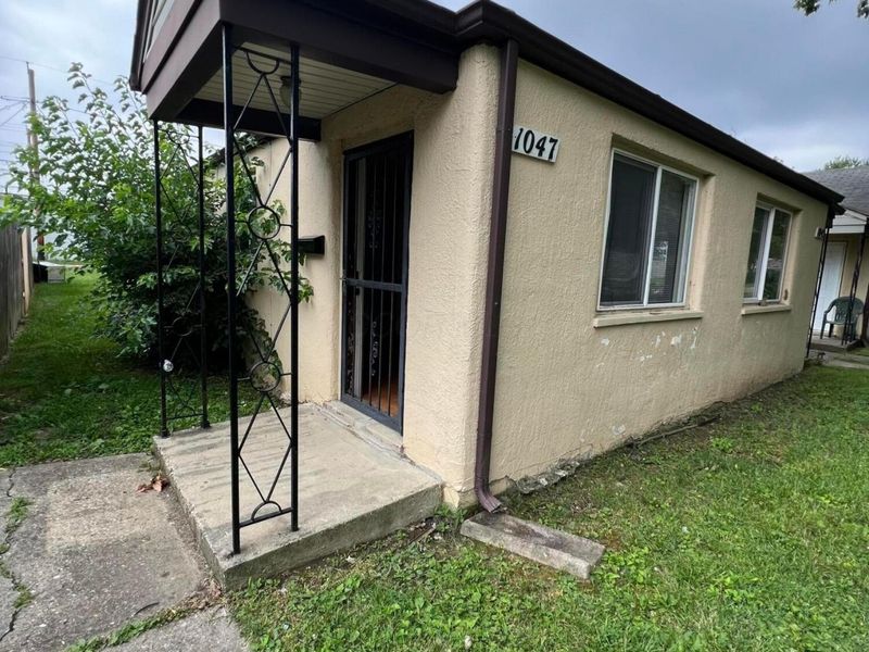 1045 Loretta Avenue, Columbus, OH 43211 Photo 10