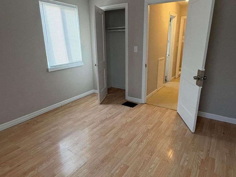1045 Loretta Avenue, Columbus, OH 43211 Photo 13