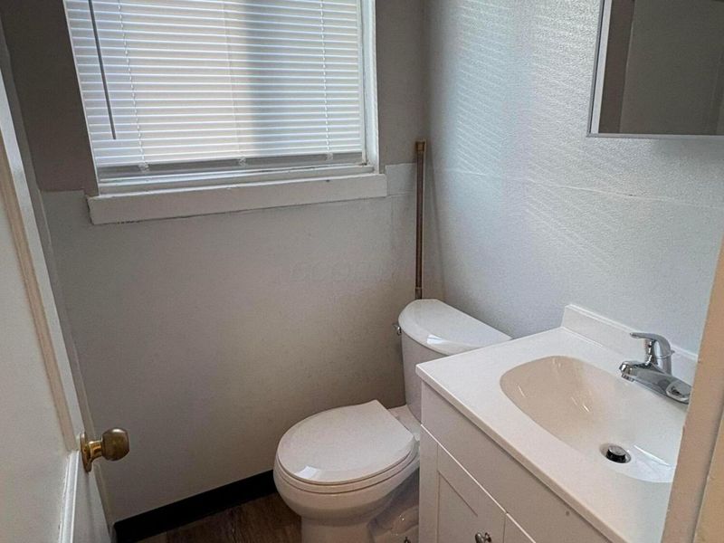 1045 Loretta Avenue, Columbus, OH 43211 Photo 18