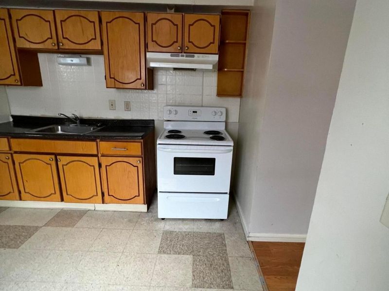 1045 Loretta Avenue, Columbus, OH 43211 Photo 7