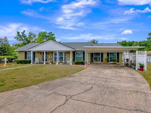 18318 DOLLY BROOK LANE , LUTZ, FL 33549