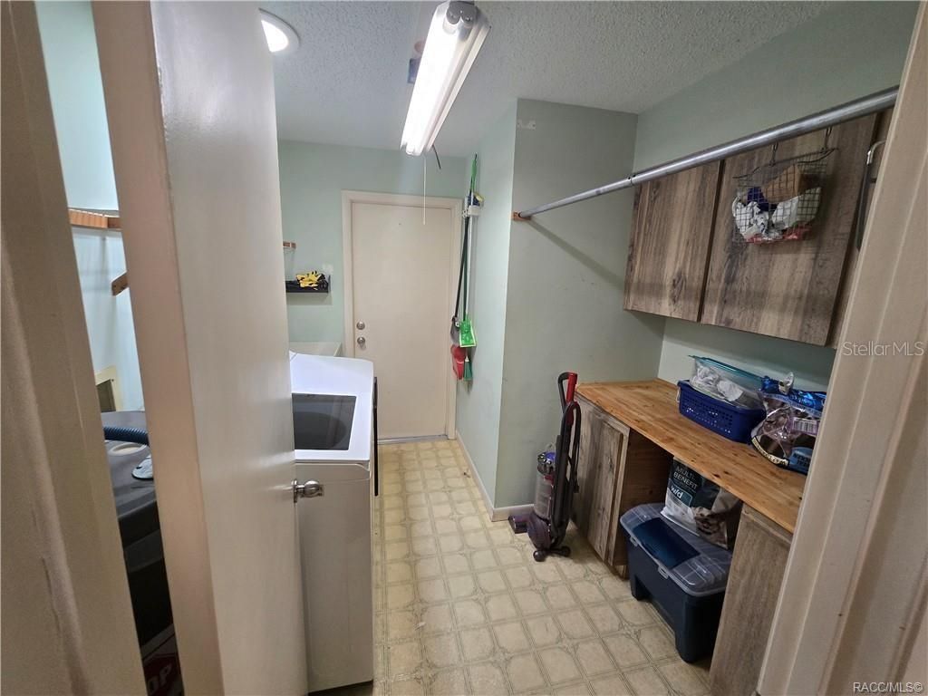 1 Holly Court , Homosassa, FL 34446 Photo