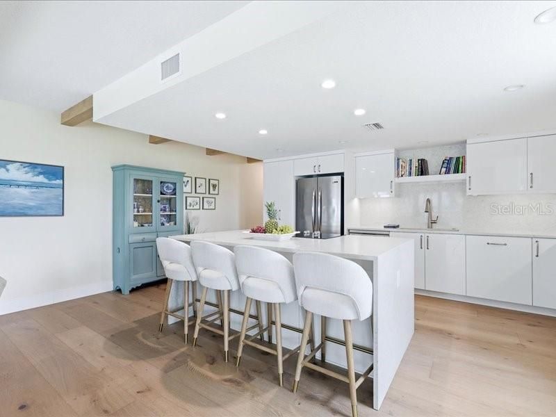 1848 Shore Drive S, Unit 101, South Pasadena, FL 33707 Photo