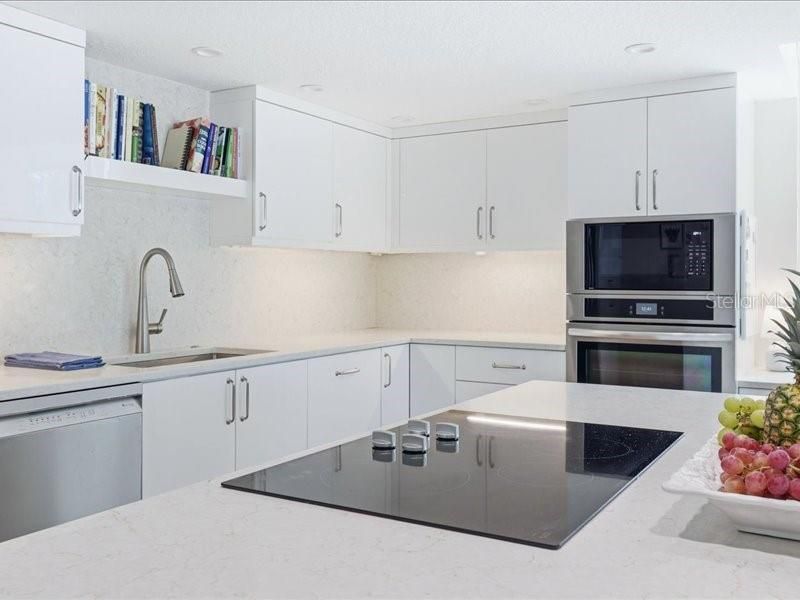 1848 Shore Drive S, Unit 101, South Pasadena, FL 33707 Photo