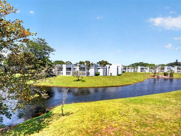 2901 Fiore Way , Unit 2020, Delray Beach, FL 33445